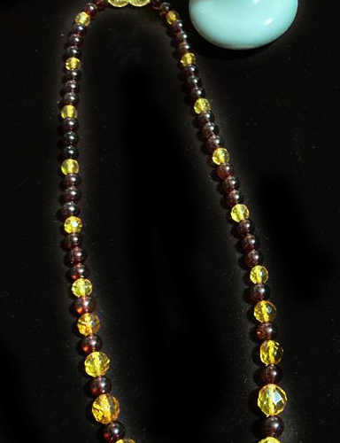 琥珀項鍊 Amber Necklace